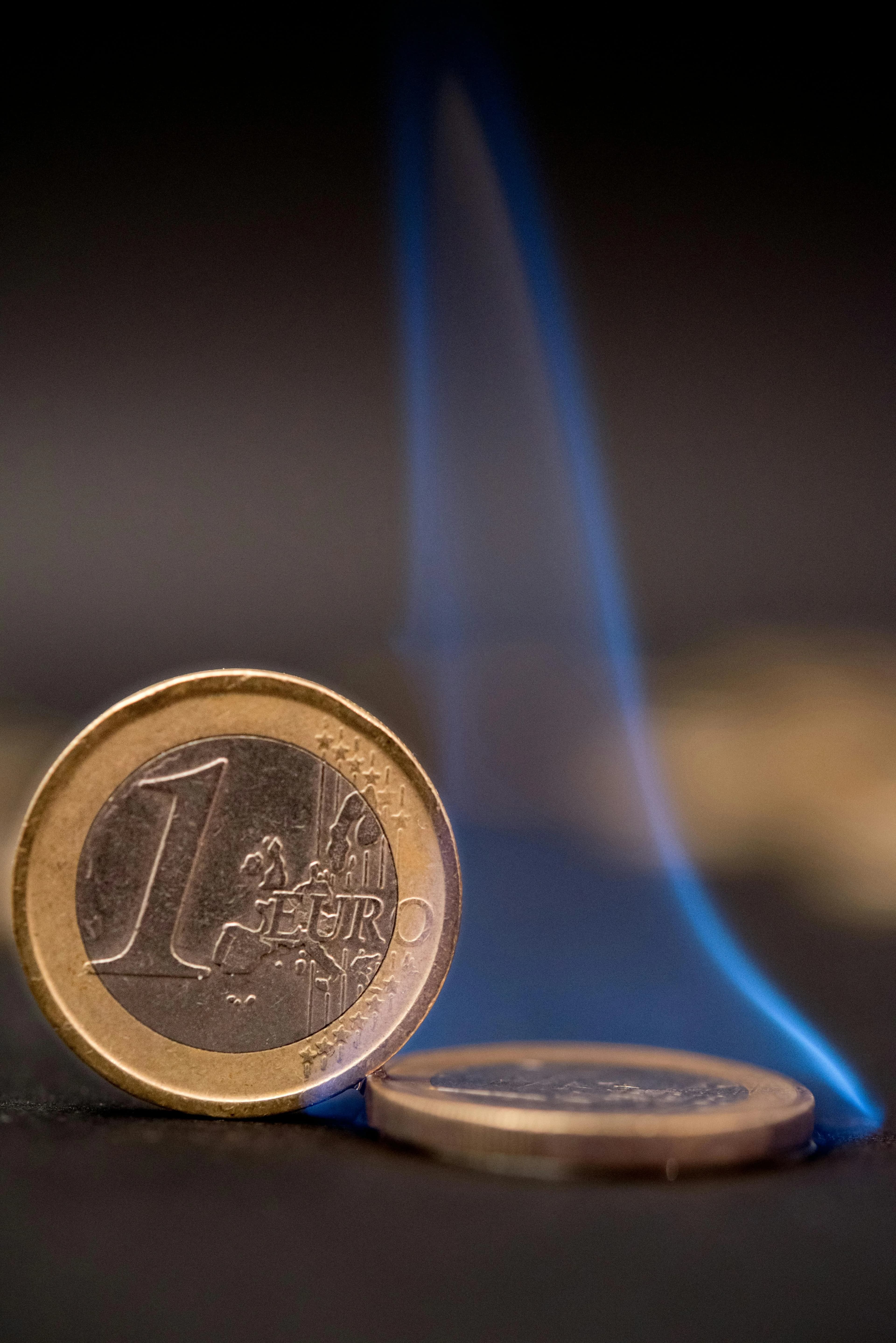Comment surmonter une crise financière : Stratégies et conseils 
