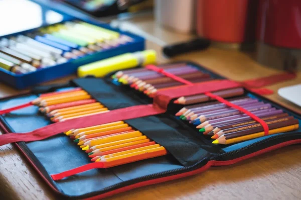 Rentrée 2026, 5 astuces pour économiser jusqu’à 150 euros sur les fournitures scolaires