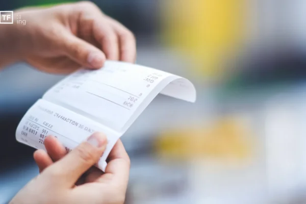 Vos restes au frigo : ce détail que beaucoup ignorent et qui change tout au moment de passer en caisse